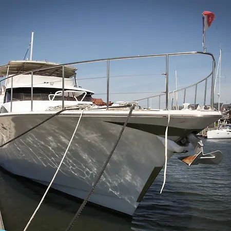 Yacht * Deauville
